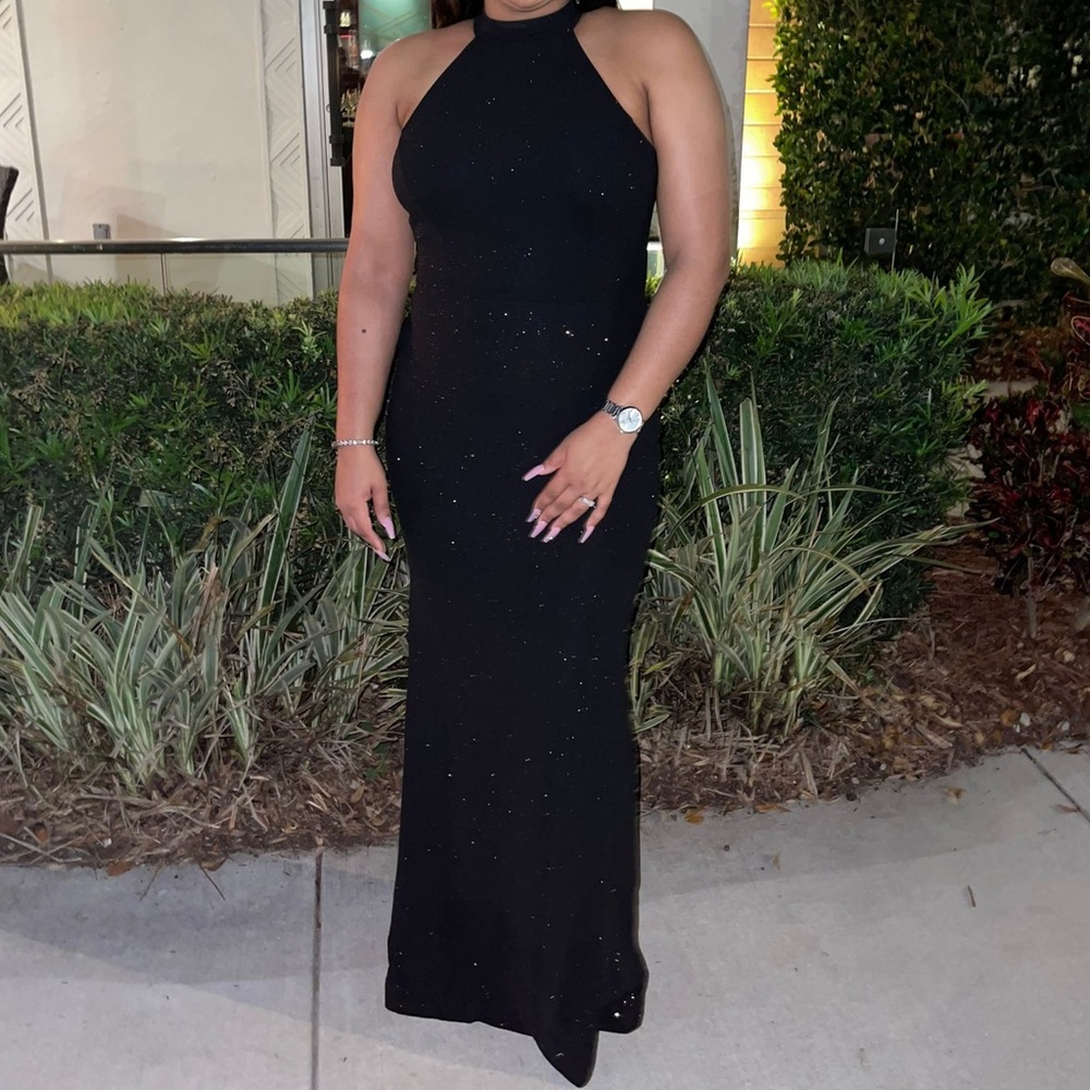 Chic Couture Online Backless Maxi Dress